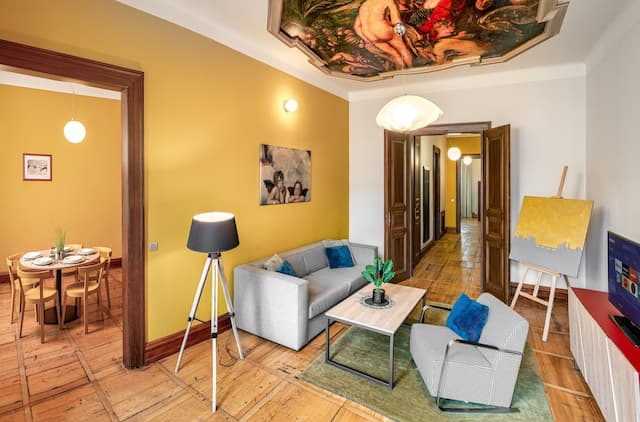 아트 하우스 아파트먼트 바이 애드레즈 리빙-Two Bedroom Apartment with Balcony-1