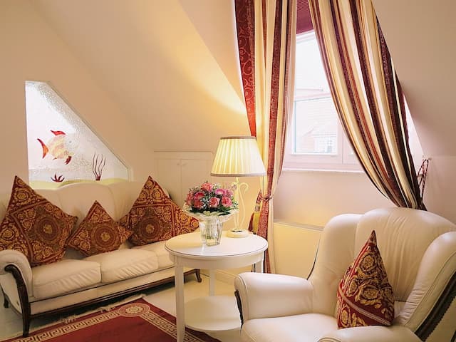 Hotel Augusta-Junior Suite-7