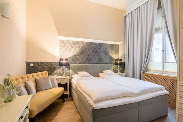 Hotel Augusta-Double or Twin Room-4