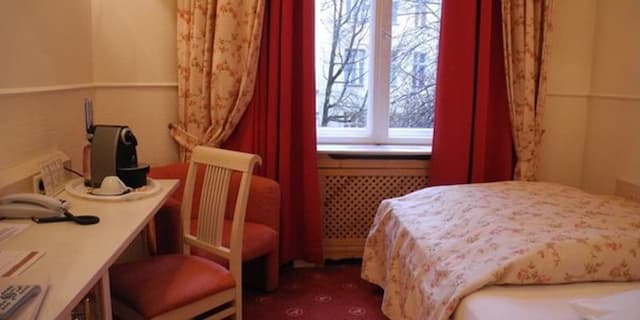 Hotel Augusta-Superior Single Room-1