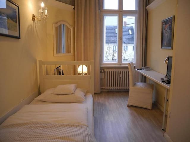 Hotel Augusta-Single Room-2