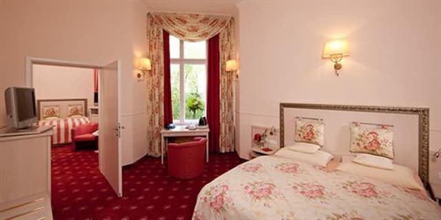 Hotel Augusta-Superior Single Room-2