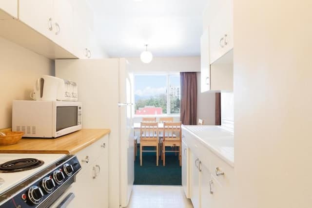 English Bay Hotel-Family Suite, 1 Bedroom-5