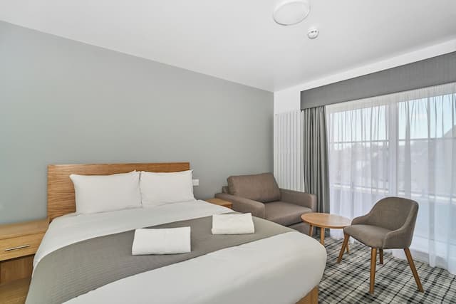 ベストウェスタン グレーター ロンドン ホテル-スタンダード アパートメント ベッド (複数台) 禁煙 バルコニー-1