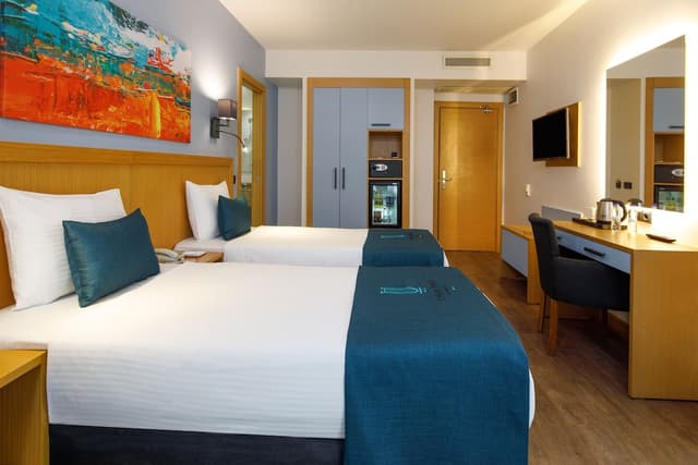 어반 호텔 보몬티-패밀리 쿼드룸-3