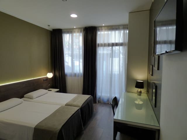Hotel Moderno Barcelona-全景双床房-19