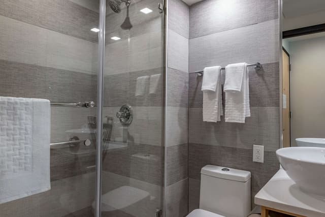 Best Western Plus Soho Hotel-標準客房, 1 張加大雙人床, 非吸煙房 (Shower Only)-4