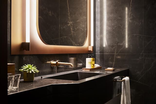 Thompson Madrid, by Hyatt-客房, 1 张特大床, 阳台-4