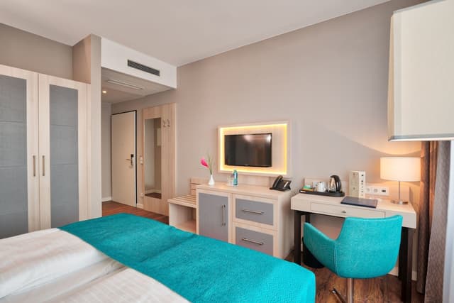 柏林好萊塢傳媒飯店-豪華雙人房單人入住-4