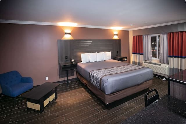 羅德威套房酒店-標準客房, 1 張特大雙人床, 非吸煙房-4