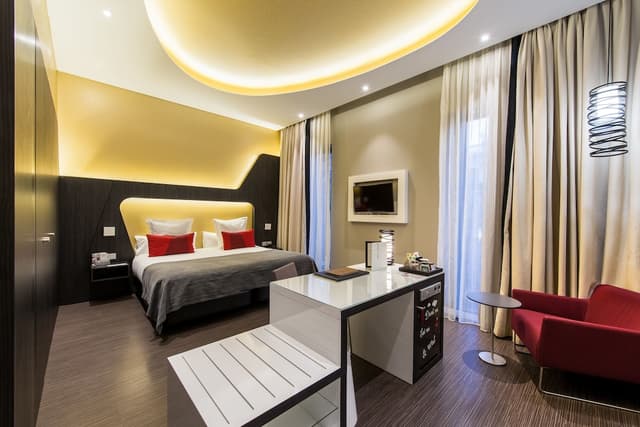 文西加拉旅館-高級雙人房-1