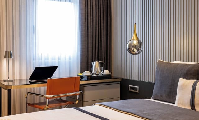 Villa Zurich Hotel-Standard Room-2