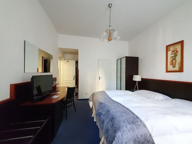 Hotel Máchova-Standard Double Room-2