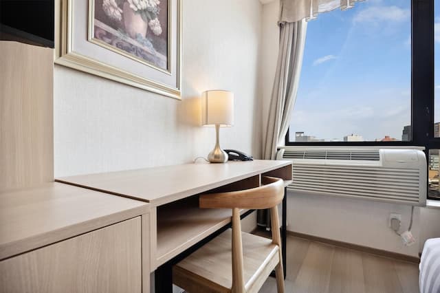 法拉盛皇后溫德姆華美達飯店-客房, 2 張標準雙人床, 非吸煙房-16