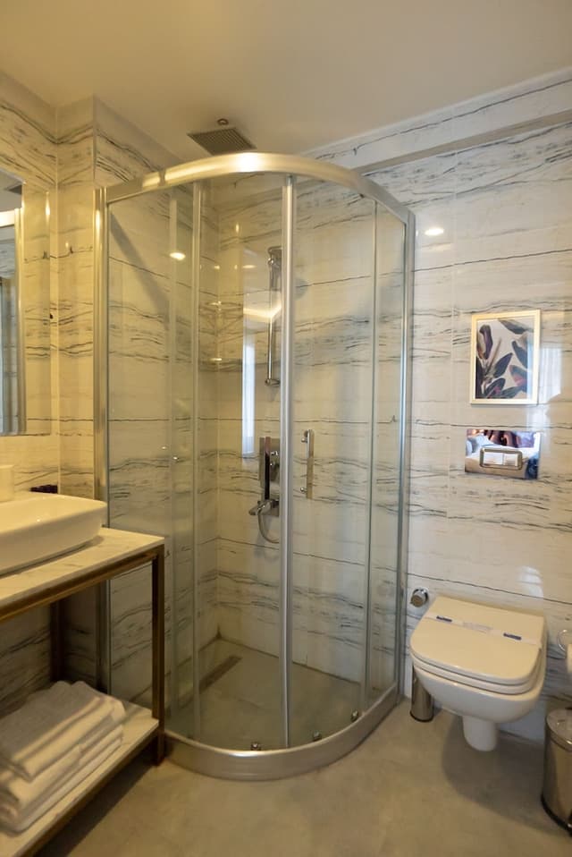 Malta Bosphorus Hotel-Economy Double Room-4