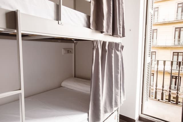 St Christopher's Inn, Barcelona - Hostel-Bed in 8 Bed Dorm, shared bathroom-2