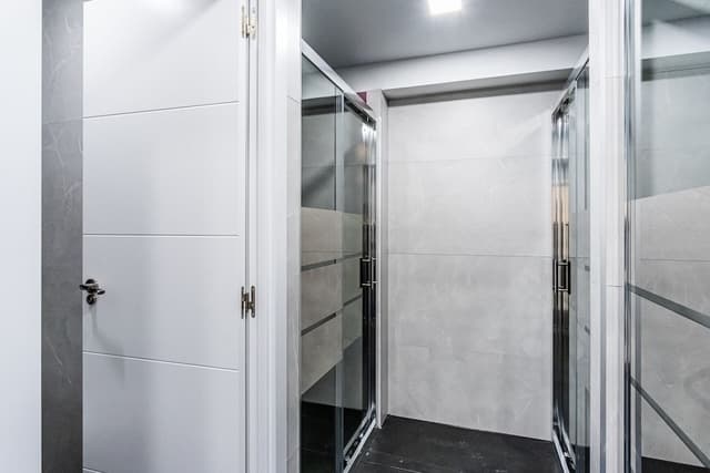 Hostel Center Madrid-1 bed in 6-Bed Mixed Dormitory Room-11