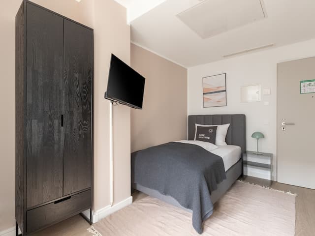 limehome Berlin Luise-Henriette-Str.-Economy Single Suite-5
