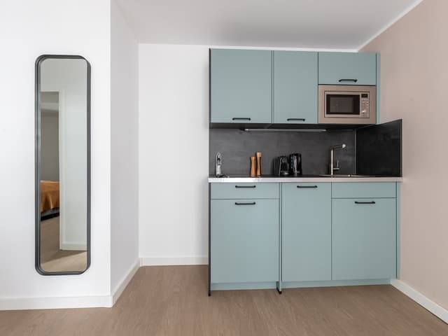 limehome Berlin Luise-Henriette-Str.-One-Bedroom Suite-2