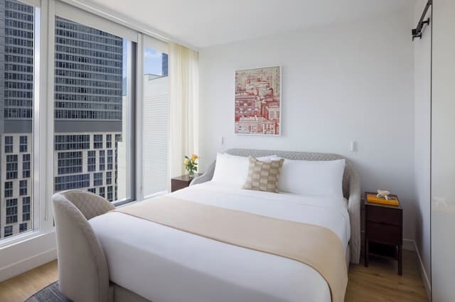 バージンホテルズニューヨークシティ-グランド スイート バリアフリー テラス (Sky Grand Chamber Suite + Terrace ADA)-3