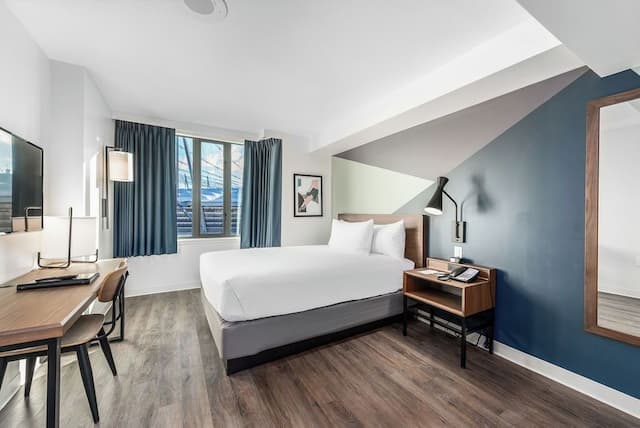 YWCA 酒店-高級客房, 1 張特大雙人床, 私人浴室-4