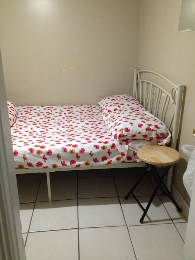 トロント トラベラーズ ホーム-Single Private, 1 Single Bed, Private Bathroom-2