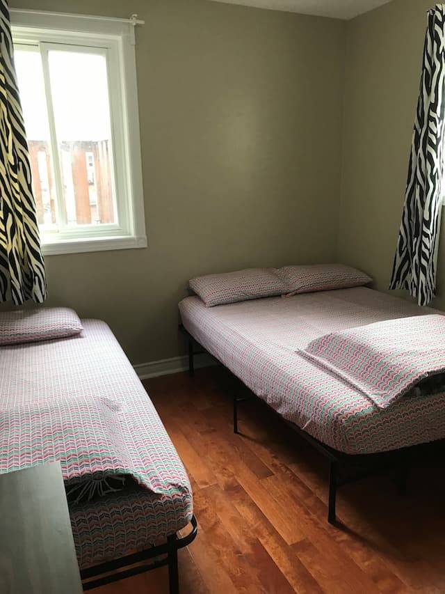 チャイナタウン トラベラーズ ホーム-トリプルルーム 専用バスルーム-10