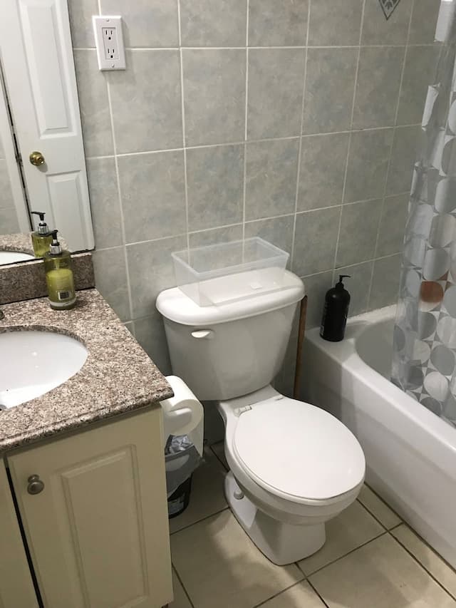 チャイナタウン トラベラーズ ホーム-シングルルーム 共用バスルーム-4