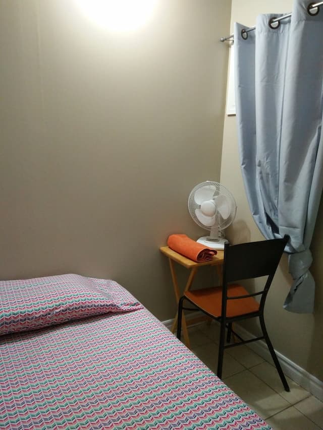 チャイナタウン トラベラーズ ホーム-シングルルーム 共用バスルーム-7