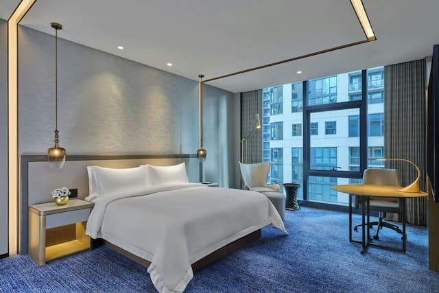 芝加哥瑞吉飯店-高級客房, 1 張特大雙人床-2