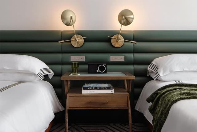 サムソンヒューストン、ハイアットバイ-ルーム クイーンベッド 2 台-1