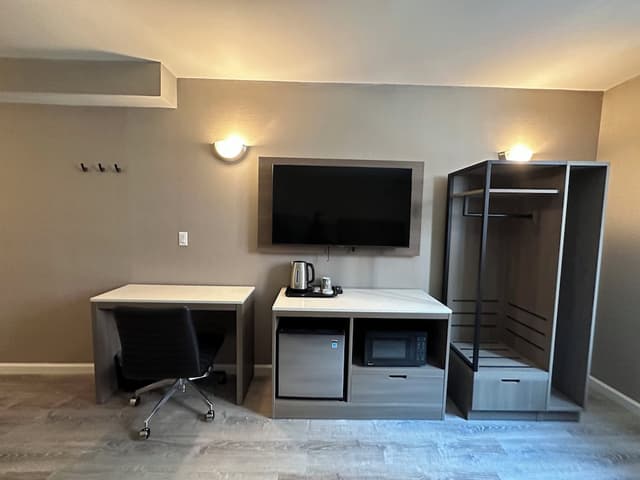 Regal Inn & Suites New York LaGuardia Hotel-標準單人房, 1 張特大雙人床, 非吸煙房-5