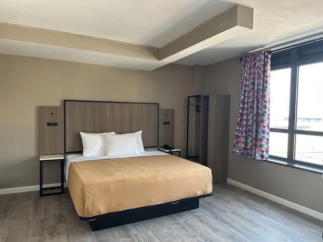 Regal Inn & Suites New York LaGuardia Hotel-豪華雙人房, 2 張加大雙人床, 非吸煙房-8
