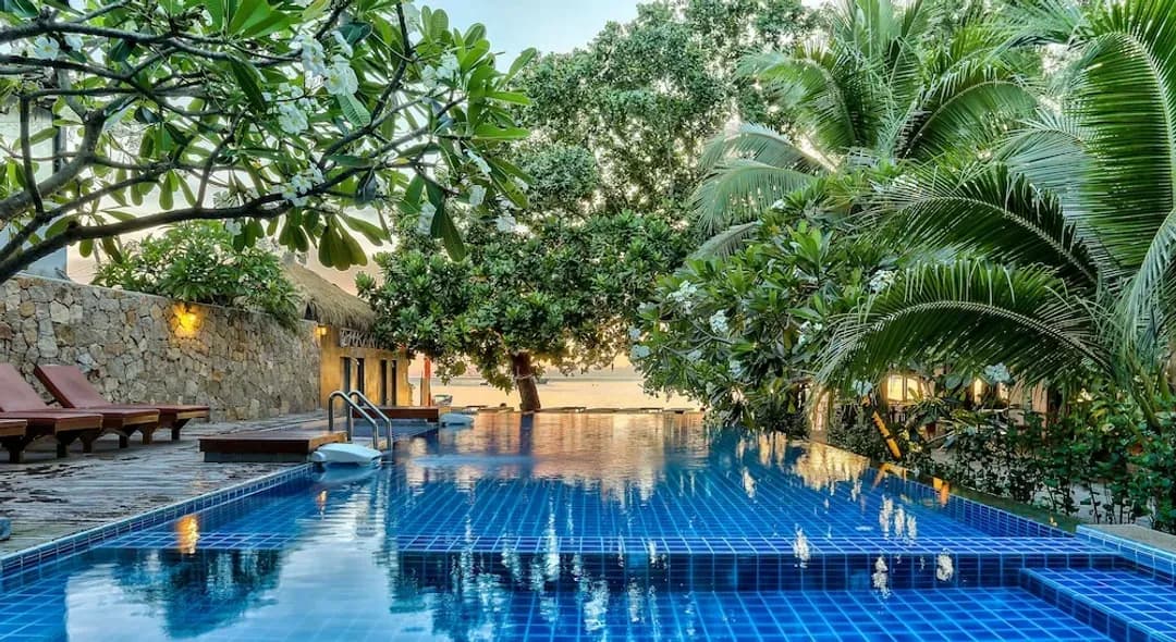 スラータニー-セイリー ハット リゾート コ タオ