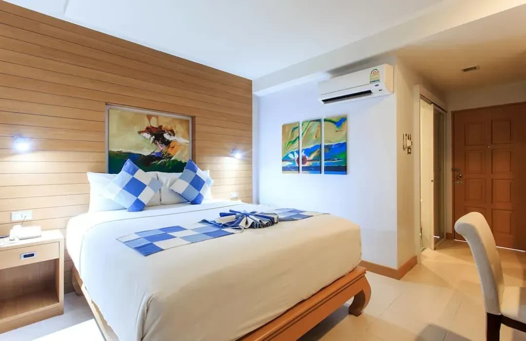 スラータニー-チャウエン バジェット ホテル