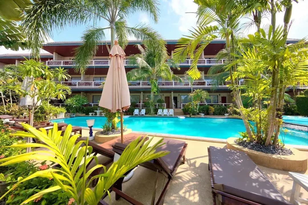 素叻他尼府-奧姆拜豪華飯店