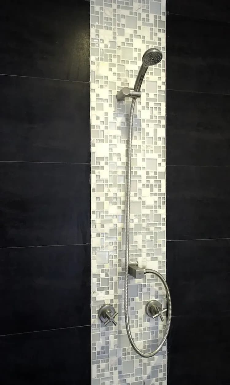 Bathroom shower