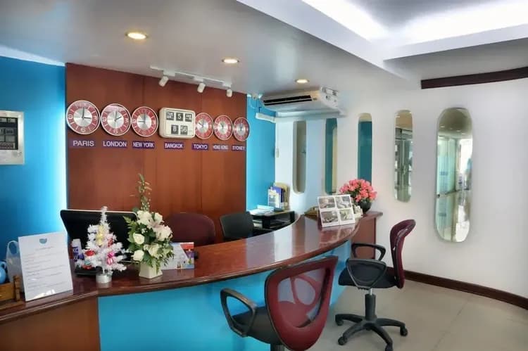 Check-in/check-out kiosk