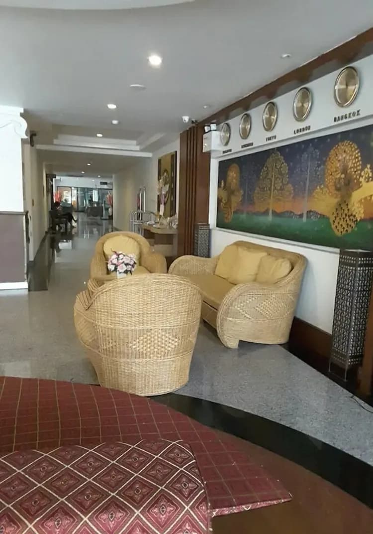 Lobby sitting area