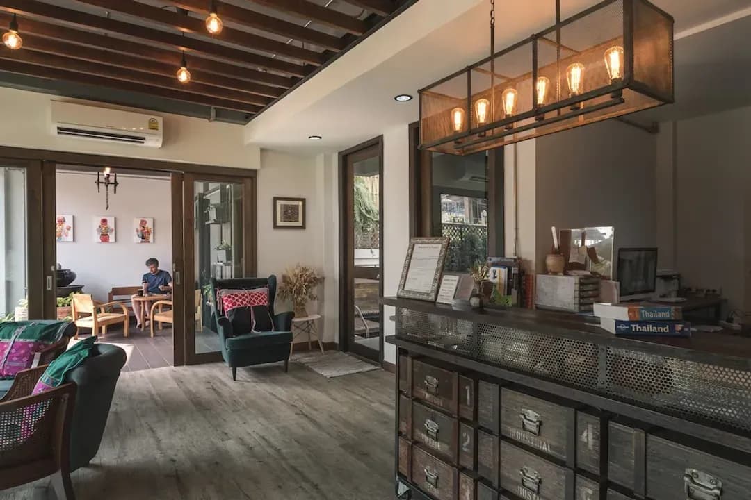 치앙마이-33 포쉬텔