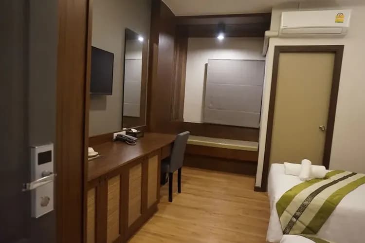 Room amenity