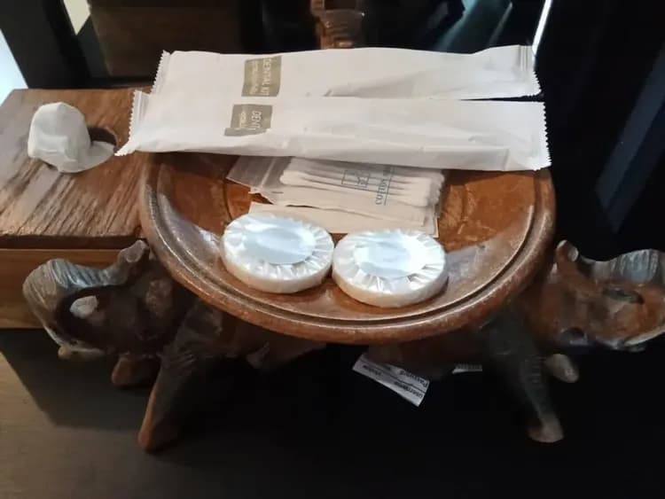 Room amenity