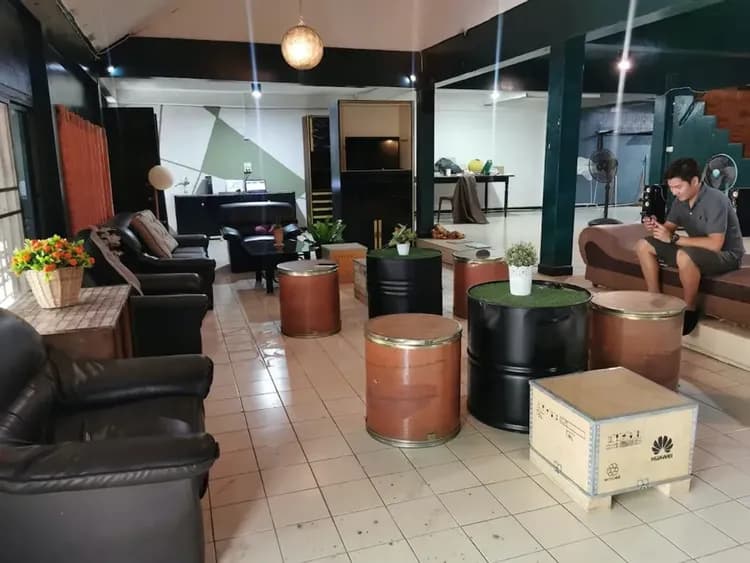 Lobby sitting area