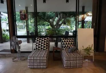 Lobby sitting area