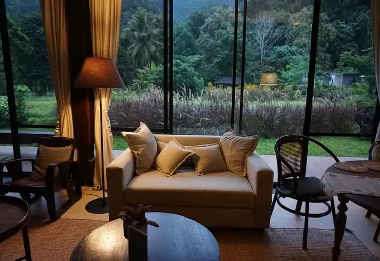 Lobby sitting area