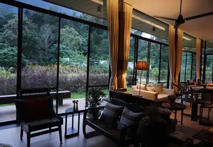 Lobby sitting area