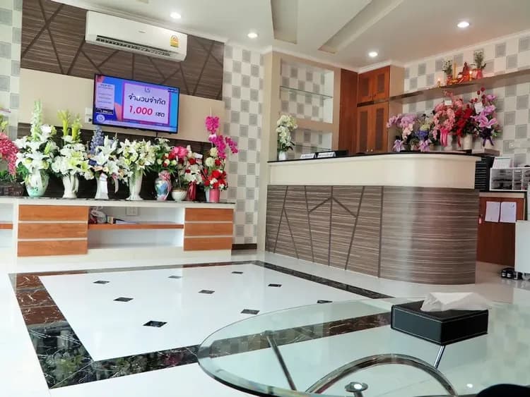 Check-in/check-out kiosk