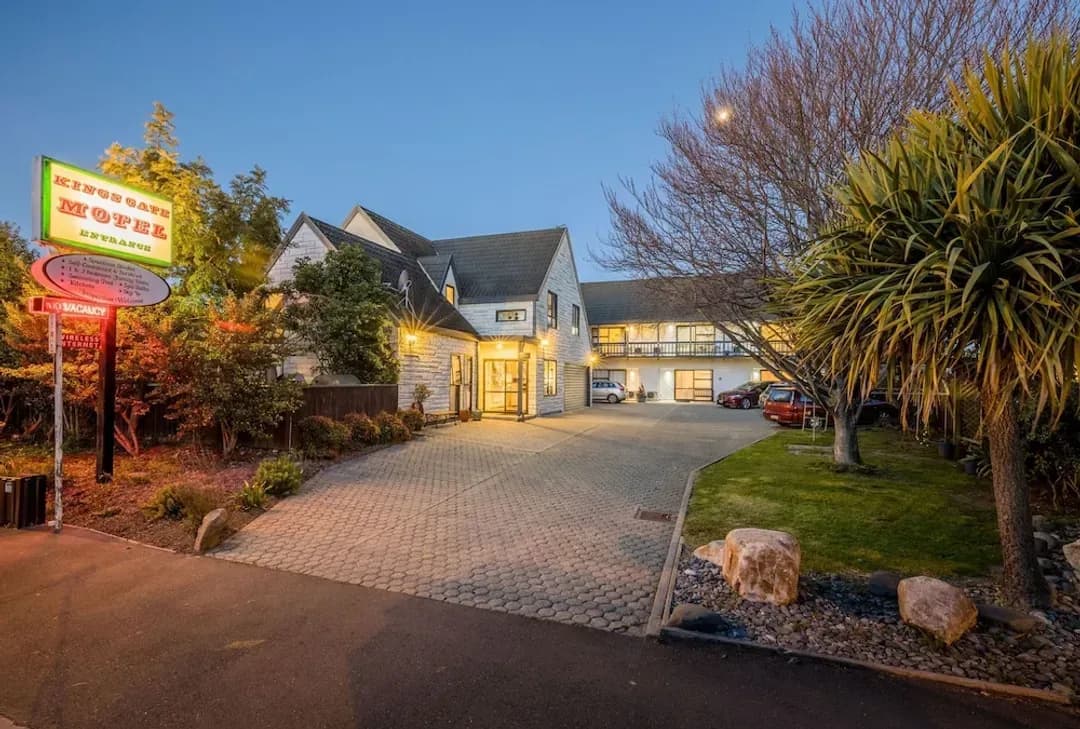 ネルソン-キングス ゲート モーテル