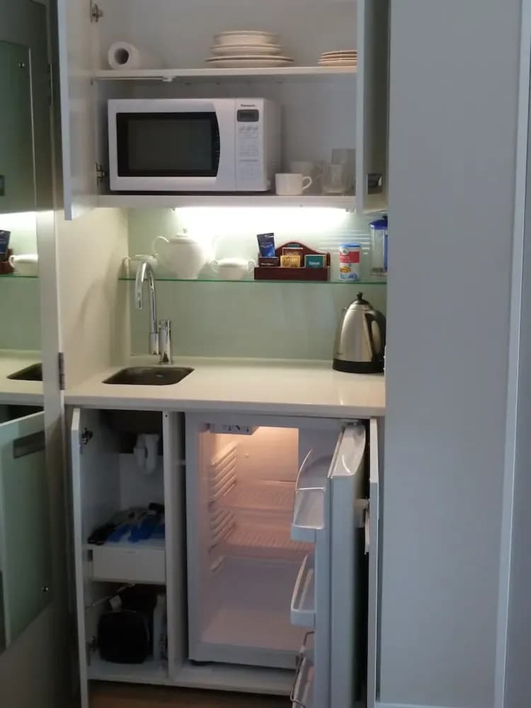 Private kitchenette