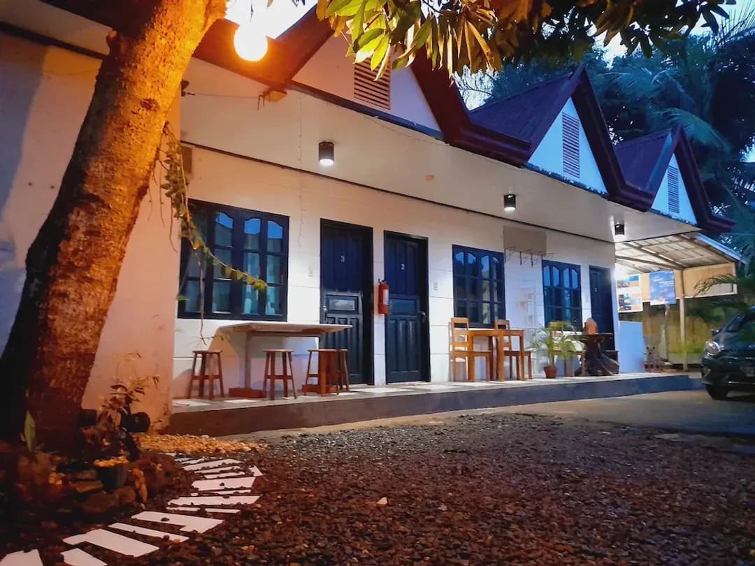 巴拉望省-EL TARAW BED AND BREAKFAST